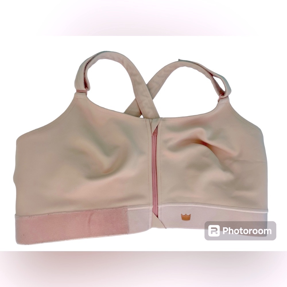 Shefit Flex Sports Bra in Blush Pink - Size 3 Luxe